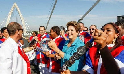 BRASIL. DESPUÉS DEL CARNAVAL, LA RENDICIÓN DE CUENTAS. El enfrentamiento político entre la Presidente Rousseff y el Presidente de Diputados Cunha termina con un empate, pero…