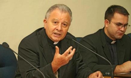 El nuncio en Paraguay Eliseo Ariotti