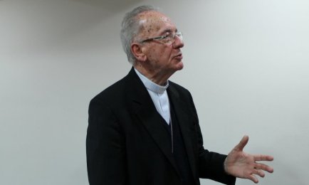 HUMMES: LA IGLESIA CRECE POR ATRACCIÓN. El cardenal de San Pablo habla sobre la crisis de las vocaciones y las necesidades en el Amazonas de la que es responsable en el Episcopado Brasileño